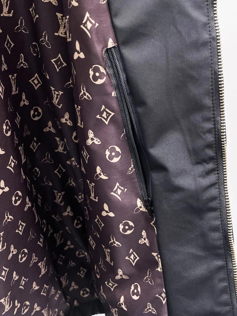 Louis Vuitton Outwear WeatherProof 136588
