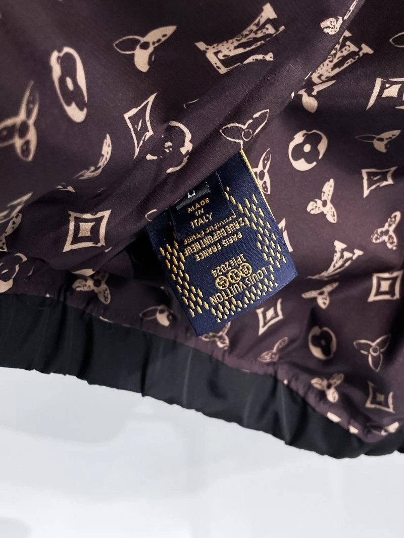 Louis Vuitton Outwear WeatherProof 136588