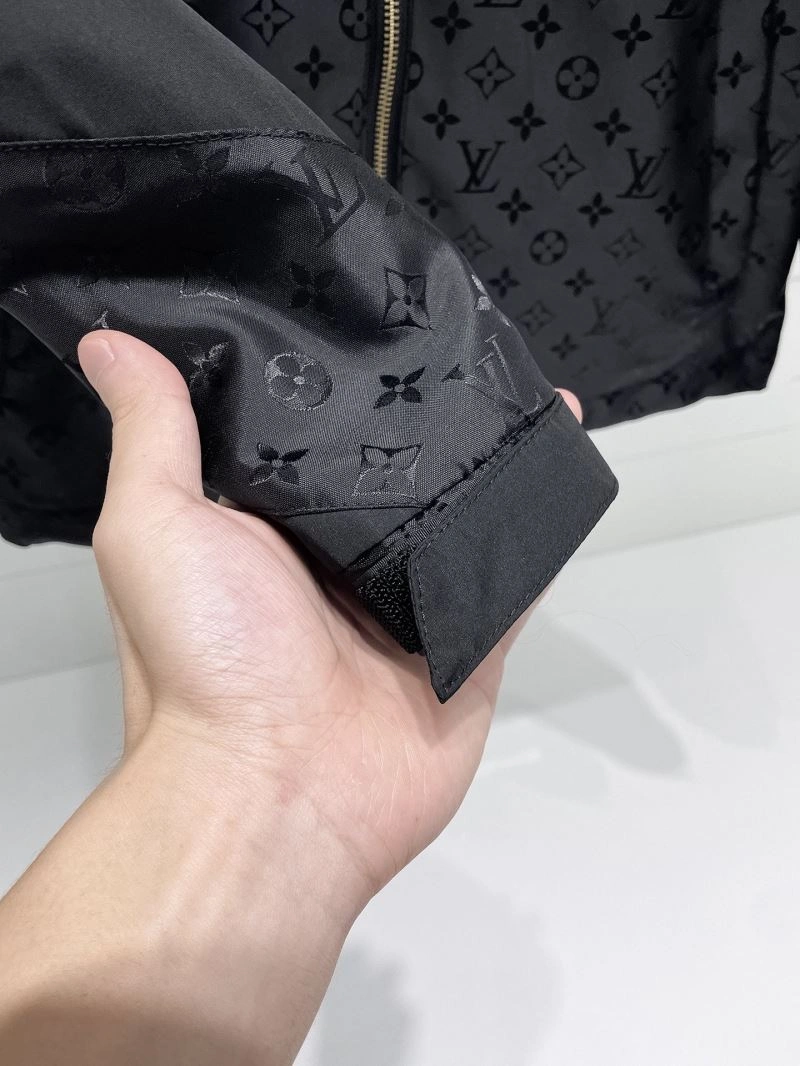 Louis Vuitton Outwear AllSeason 136587