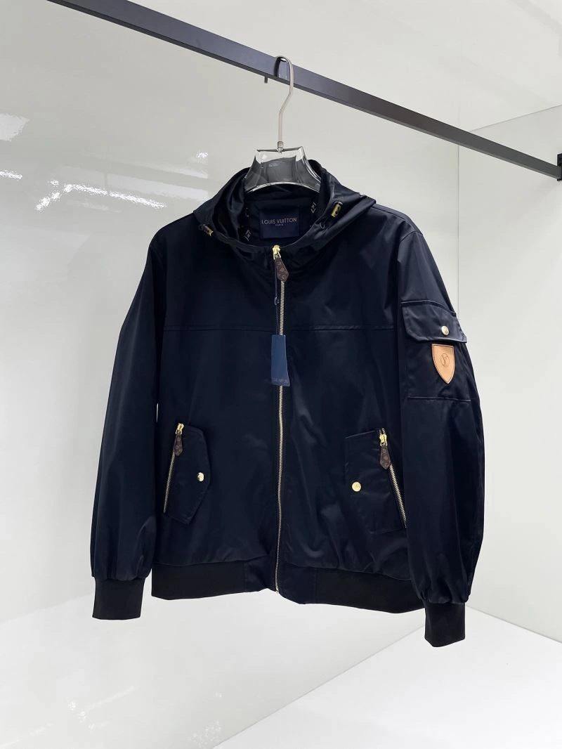 HighPerformance Louis Vuitton Outwear 136590