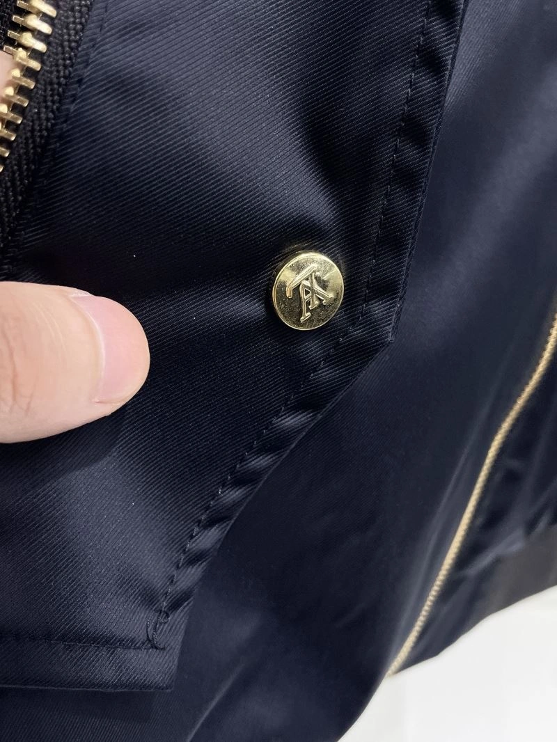 HighPerformance Louis Vuitton Outwear 136590