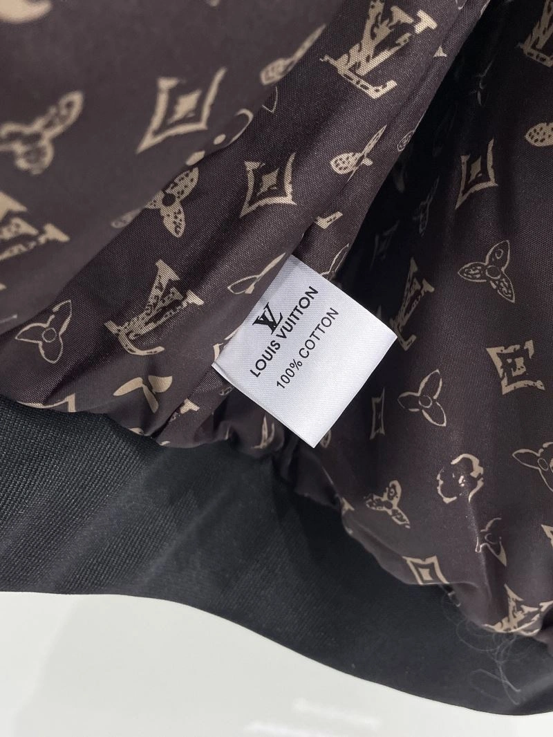 HighPerformance Louis Vuitton Outwear 136590