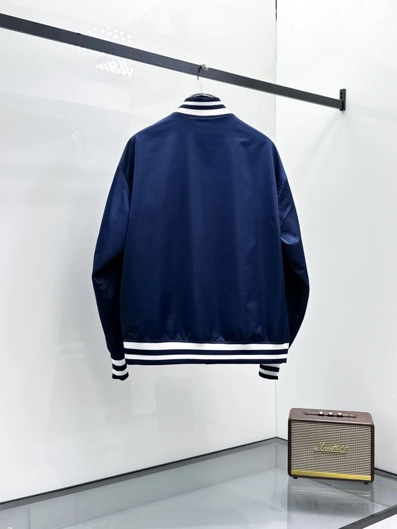 Louis Vuitton Outwear Minimalist 136585