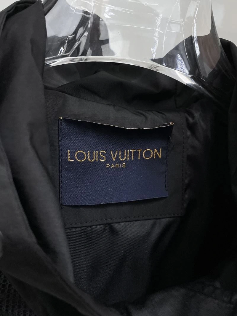 Louis Vuitton Outwear Supportive 136583