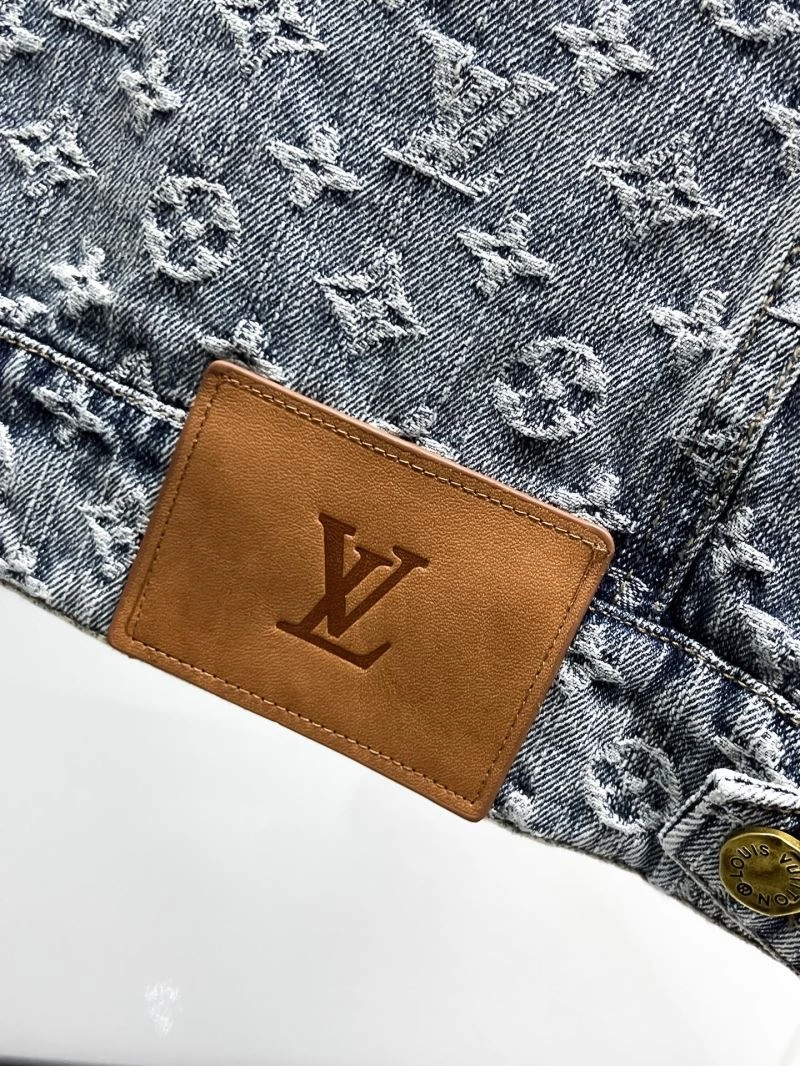Louis Vuitton Outwear Neat 136581