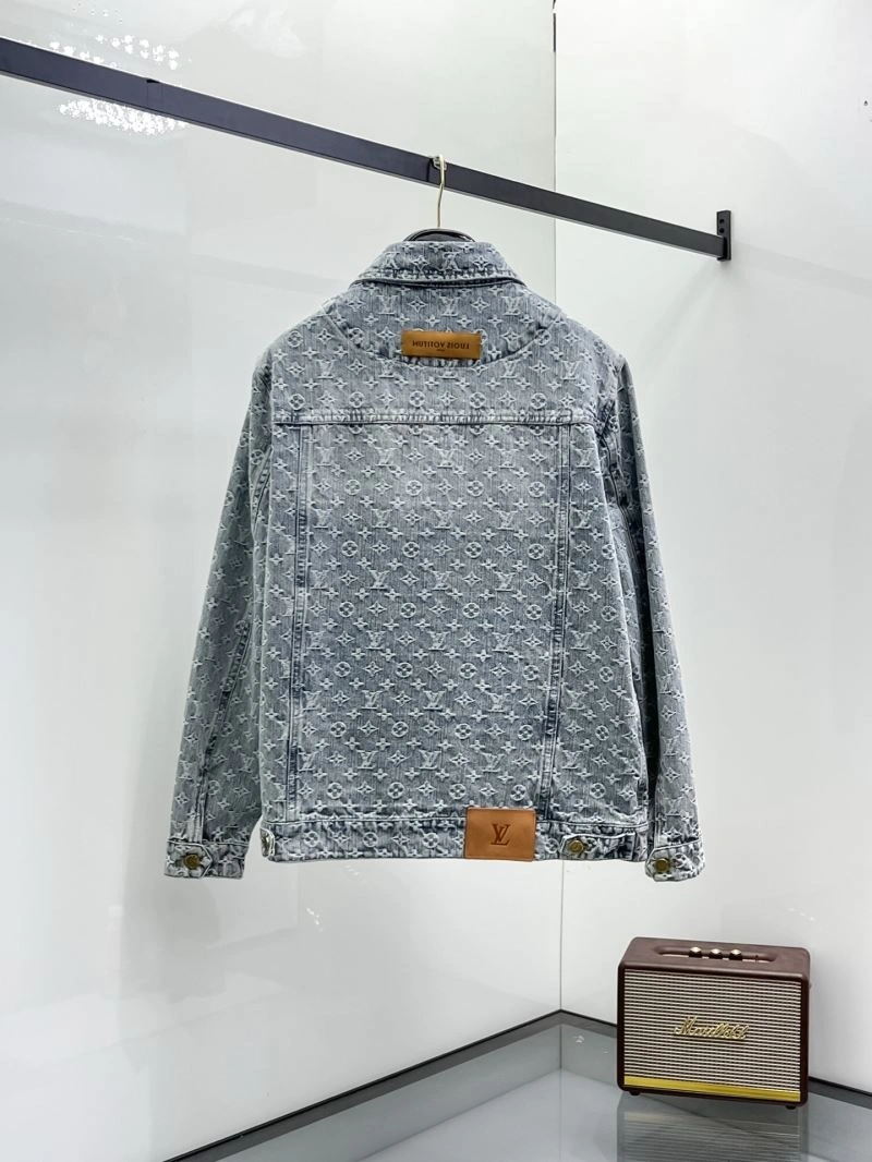 Louis Vuitton Outwear Neat 136581