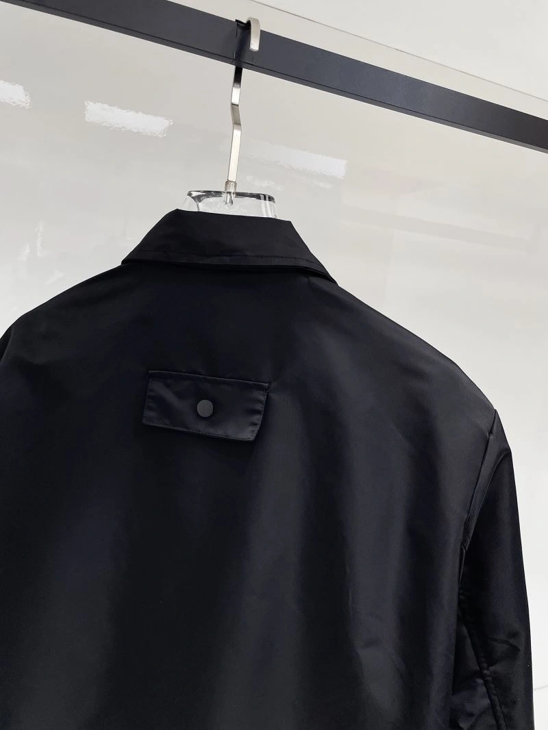 Louis Vuitton Outwear SportInspired 136580