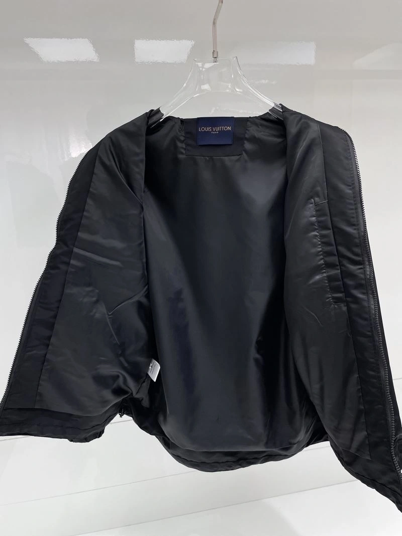 Louis Vuitton Outwear SportInspired 136580