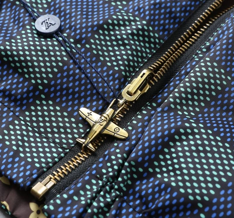 Louis Vuitton Outwear Cozy 136571