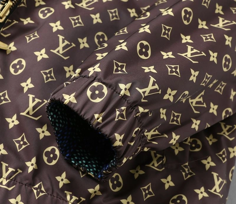 Louis Vuitton Outwear Cozy 136571