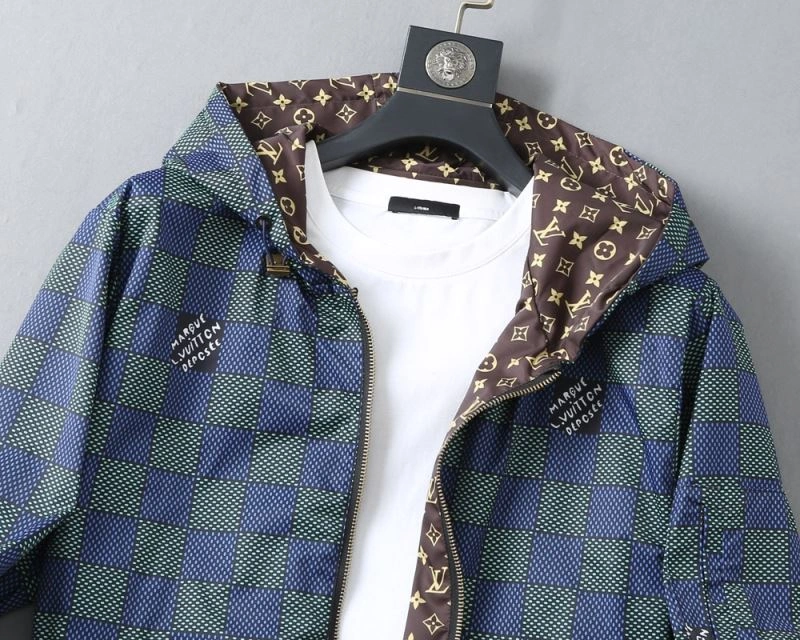 Louis Vuitton Outwear Cozy 136571