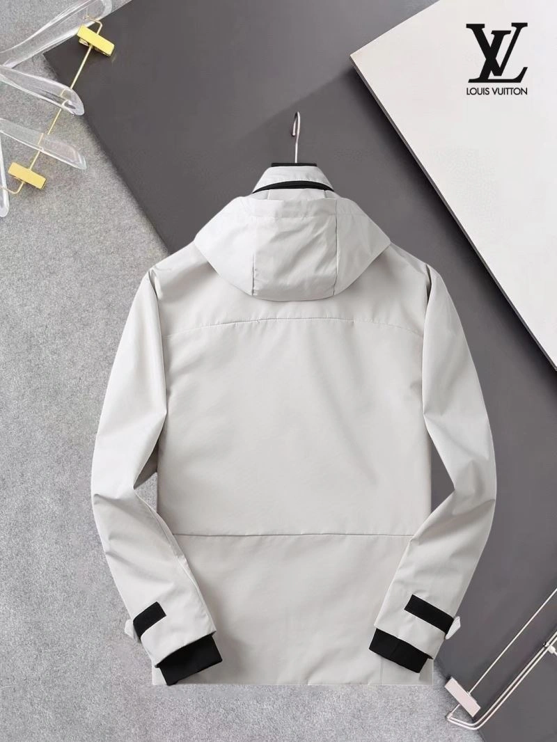 Sustainable Louis Vuitton Outwear 136564