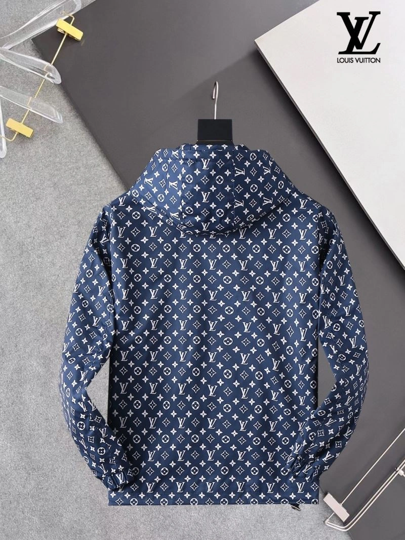 HighPerformance Louis Vuitton Outwear 136558