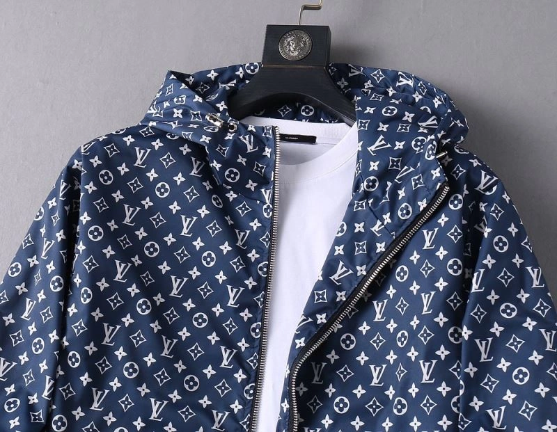 HighPerformance Louis Vuitton Outwear 136558