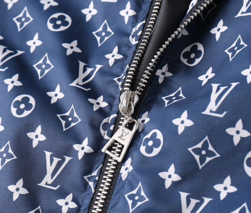 HighPerformance Louis Vuitton Outwear 136558