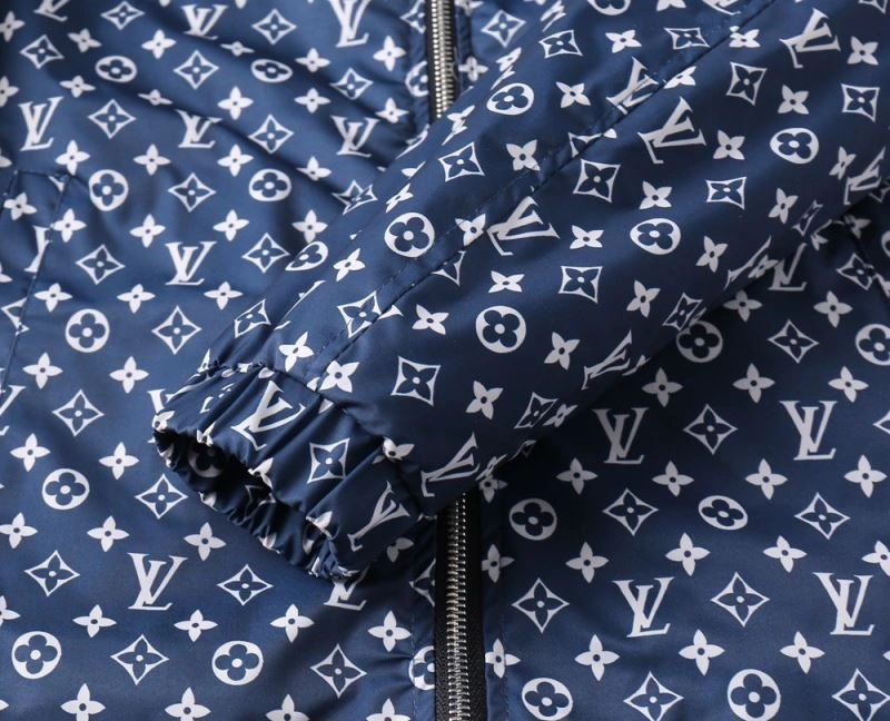 HighPerformance Louis Vuitton Outwear 136558