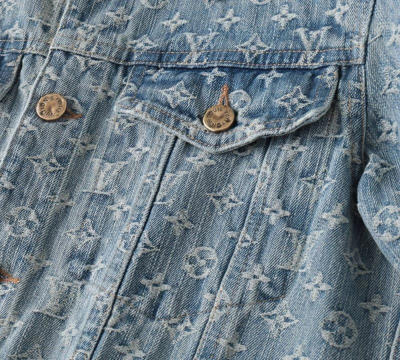 WrinkleFree Louis Vuitton Outwear 136560