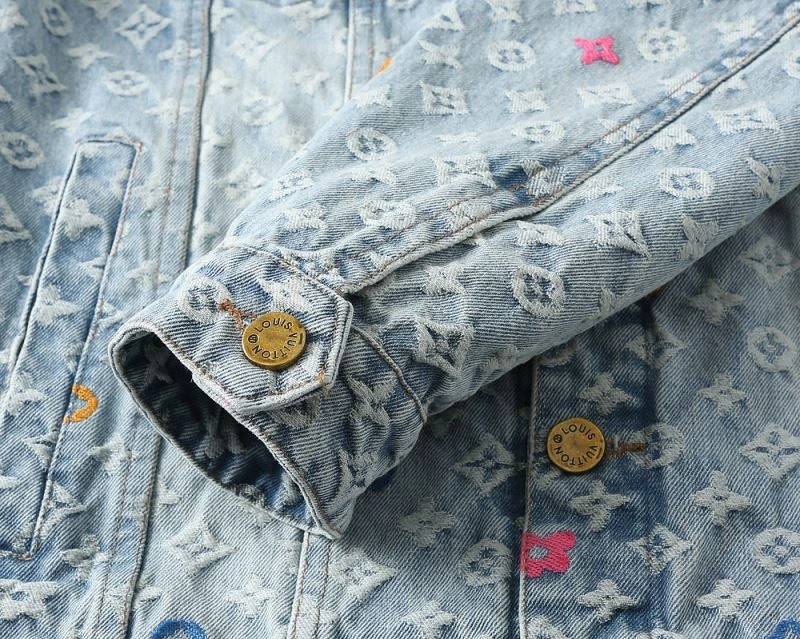 Original Louis Vuitton Outwear 136554