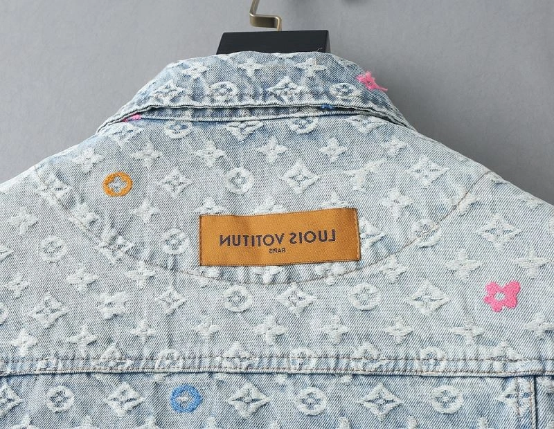 Original Louis Vuitton Outwear 136554