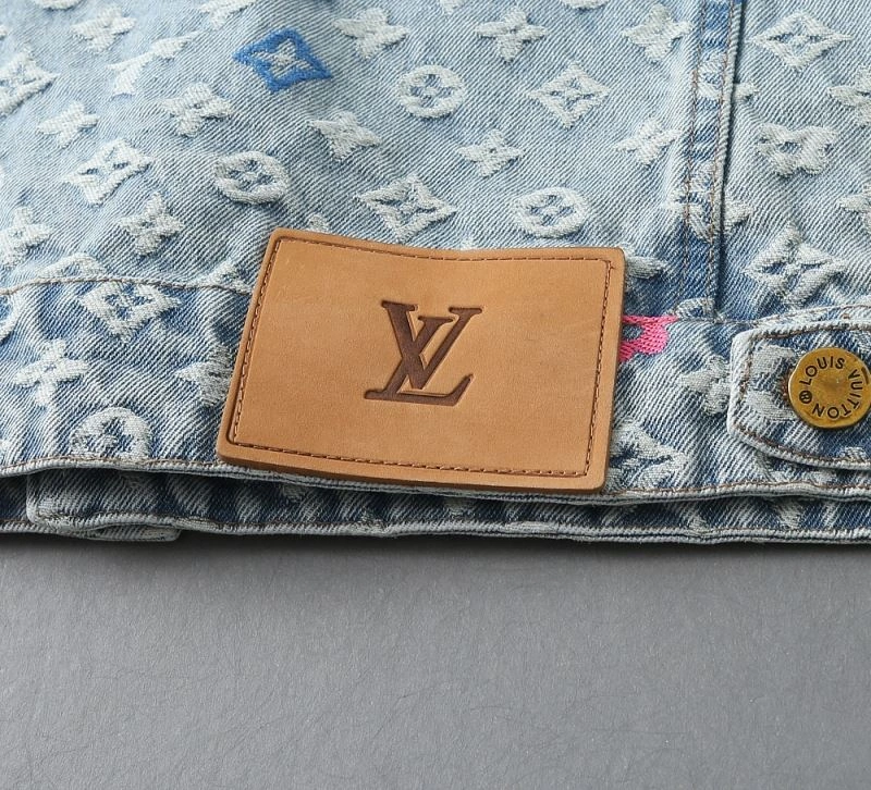 Original Louis Vuitton Outwear 136554