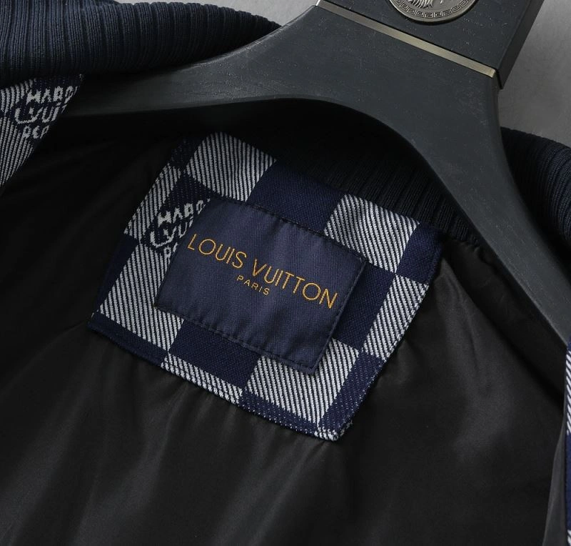 FreshLook Louis Vuitton Outwear 136557