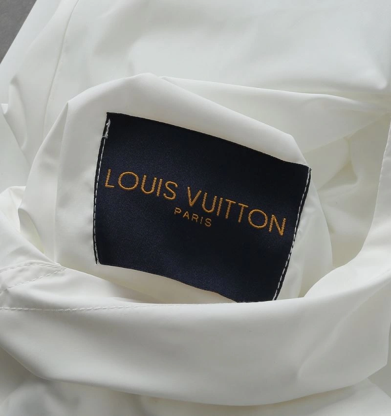 Louis Vuitton Outwear Affordable 136567