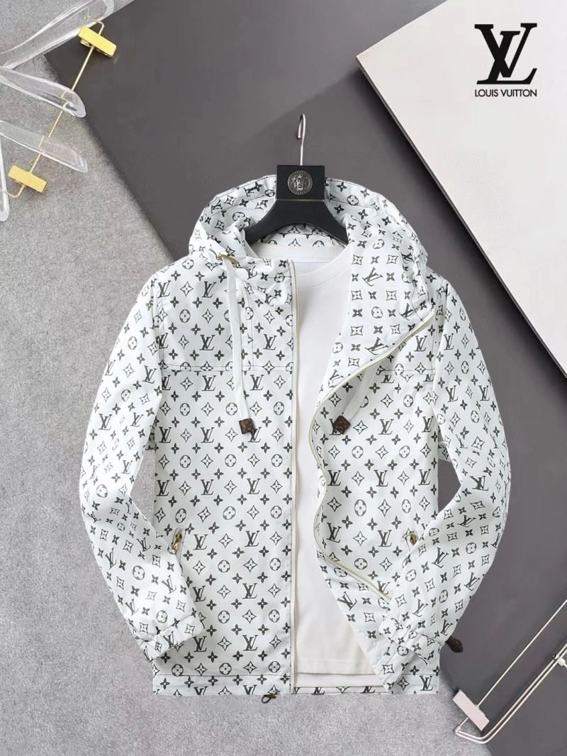 Louis Vuitton Outwear Premium 136559