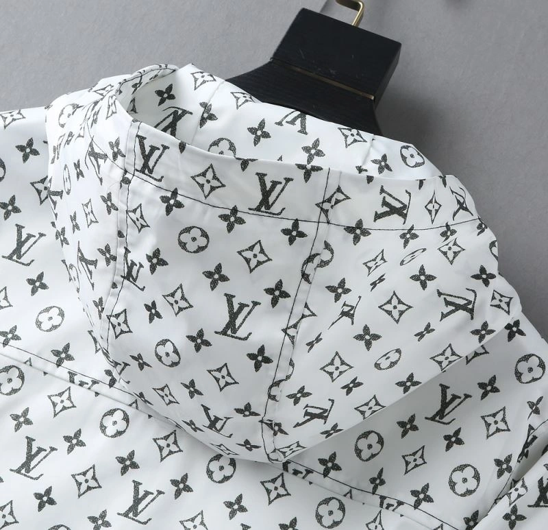 Louis Vuitton Outwear Premium 136559