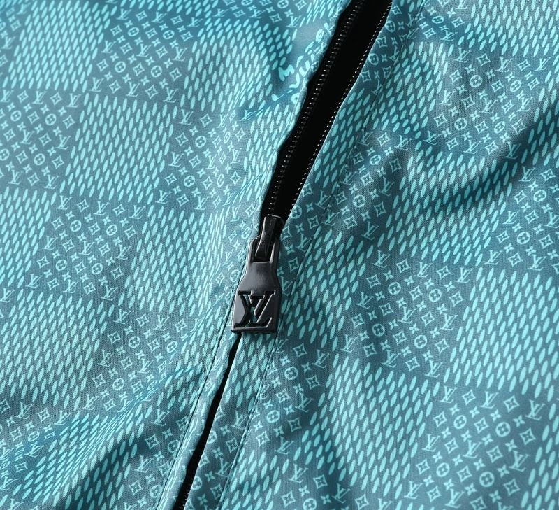 Louis Vuitton Outwear GoodFit 136563