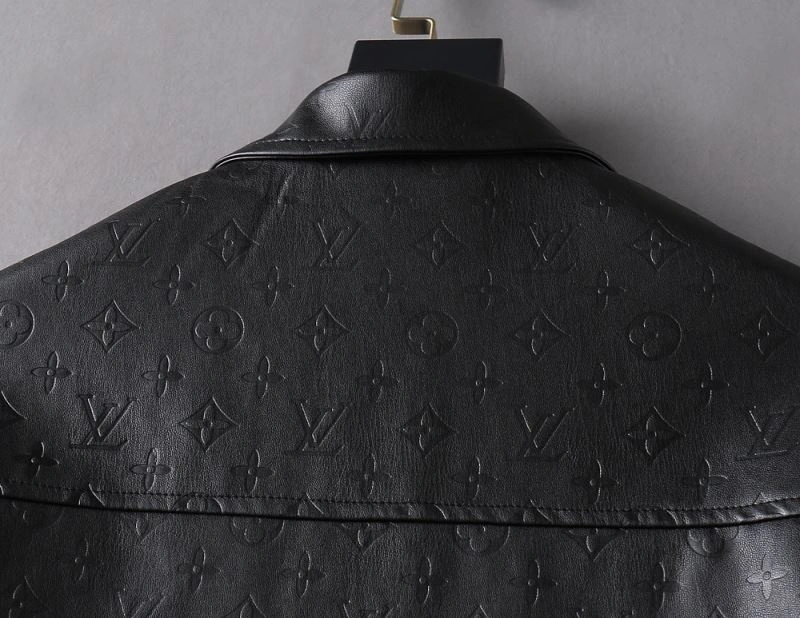 UrbanChic Louis Vuitton Outwear 136551