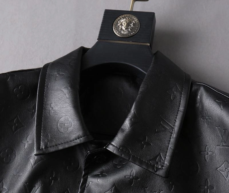 UrbanChic Louis Vuitton Outwear 136551