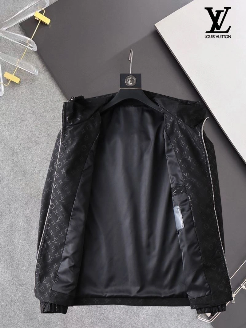 Louis Vuitton Outwear Comfortable 136546