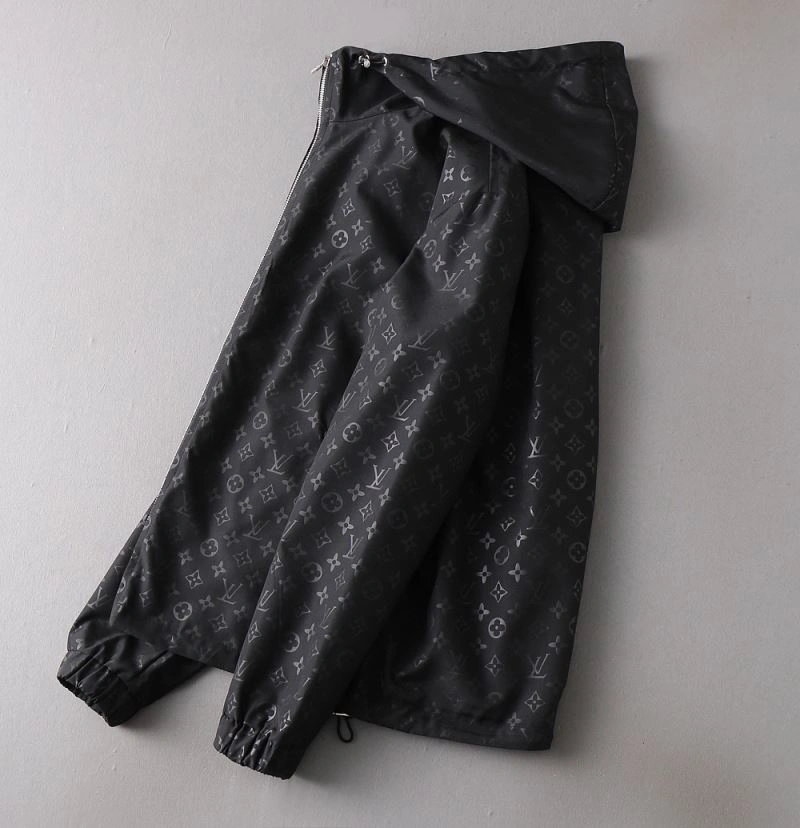 Louis Vuitton Outwear Comfortable 136546