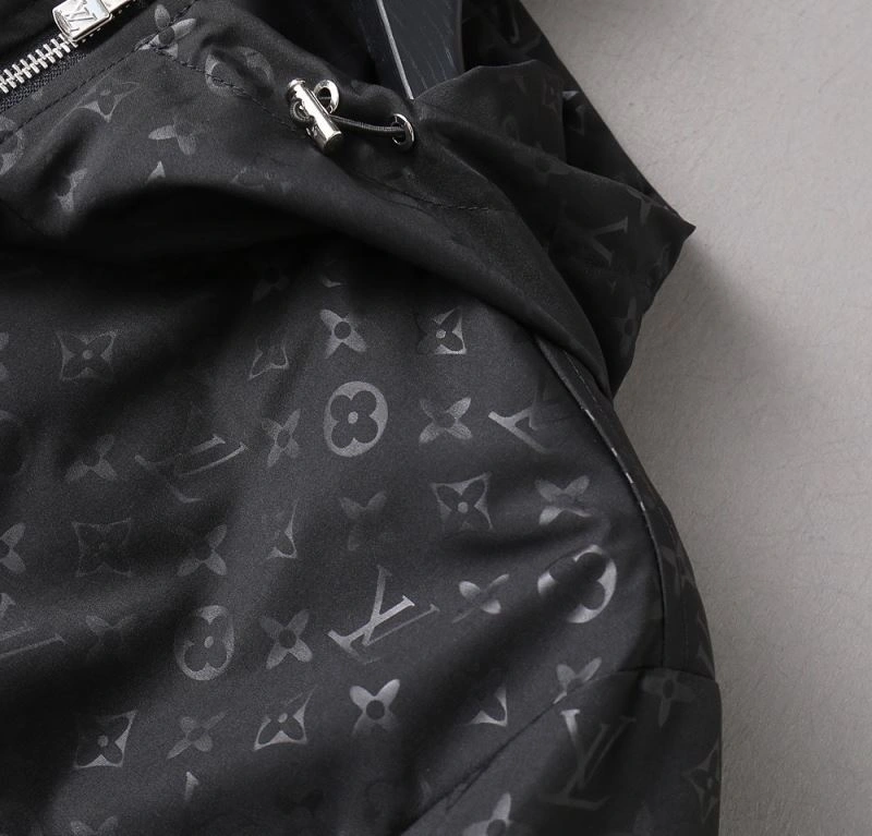 Louis Vuitton Outwear Comfortable 136546