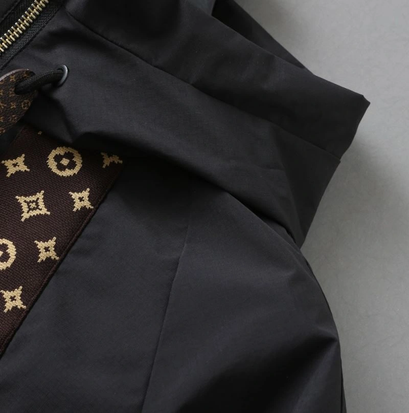 Sustainable Louis Vuitton Outwear 136547