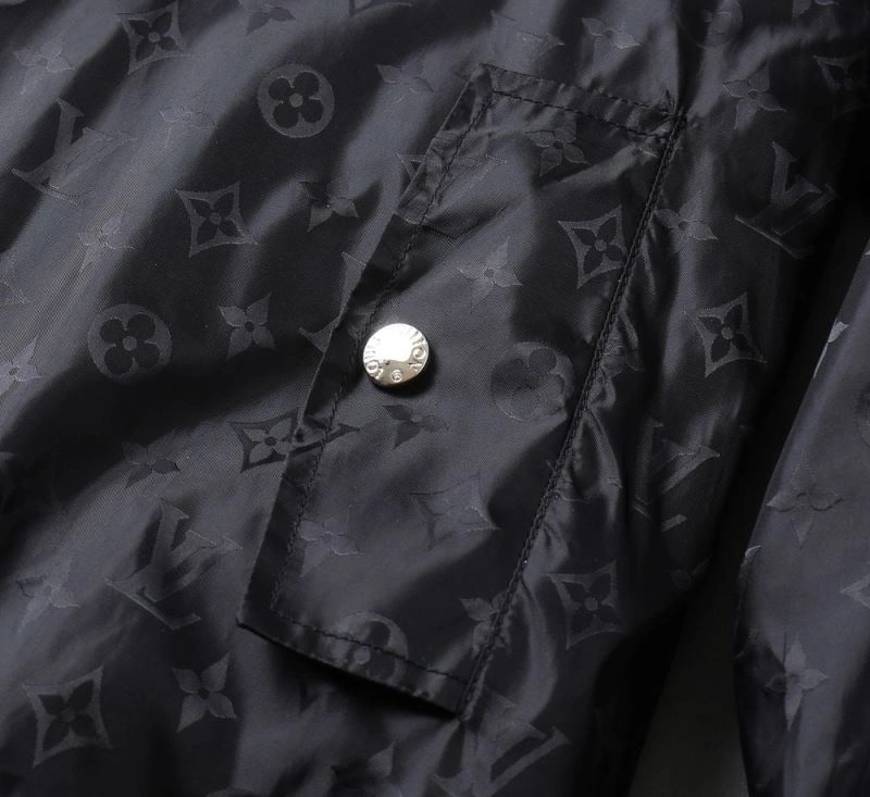 Louis Vuitton Outwear Efficient 136549