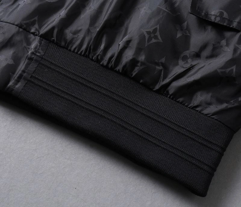 Louis Vuitton Outwear Efficient 136549