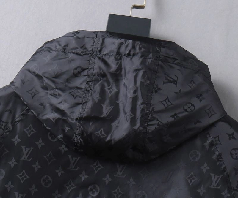 Louis Vuitton Outwear Efficient 136549