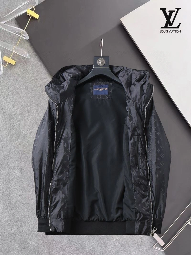 Louis Vuitton Outwear Efficient 136549