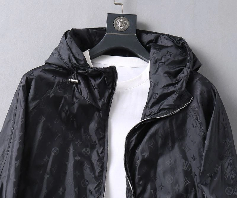 Louis Vuitton Outwear Efficient 136549