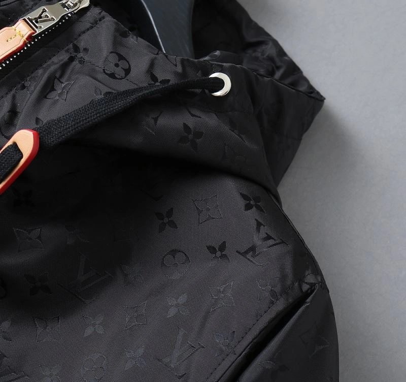 Louis Vuitton Outwear EyeCatching 136548