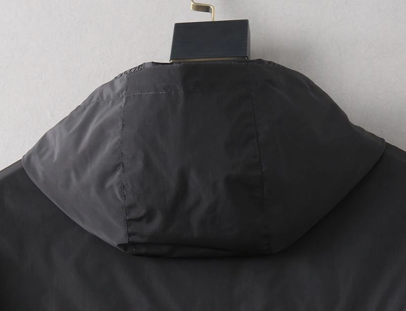 Louis Vuitton Outwear Resilient 136543