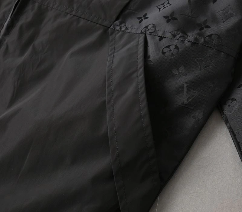 Louis Vuitton Outwear SmartChoice 136542