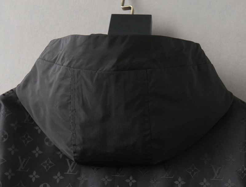 Louis Vuitton Outwear SmartChoice 136542