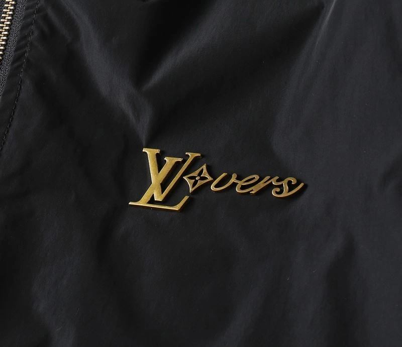 Sustainable Louis Vuitton Outwear 136545