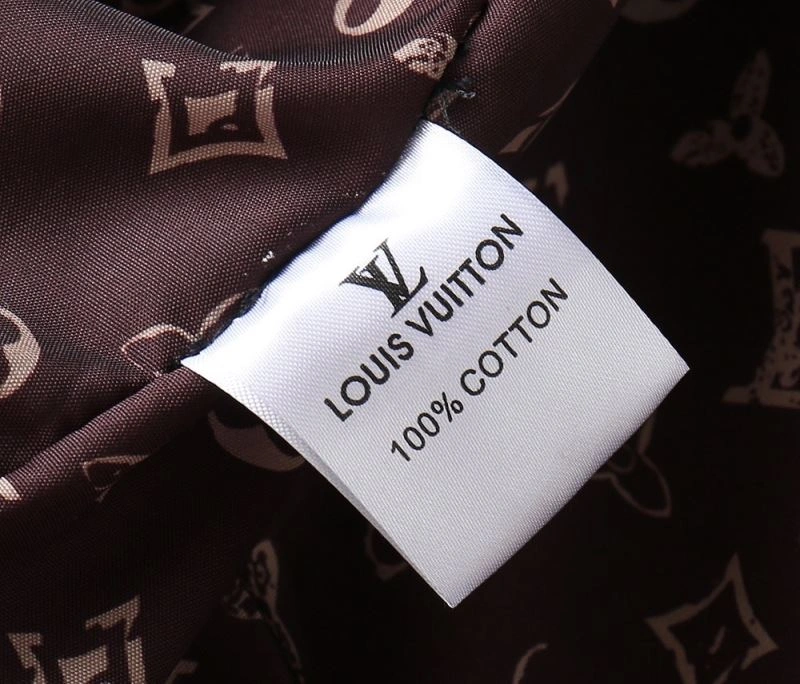 Sporty Louis Vuitton Outwear 136544
