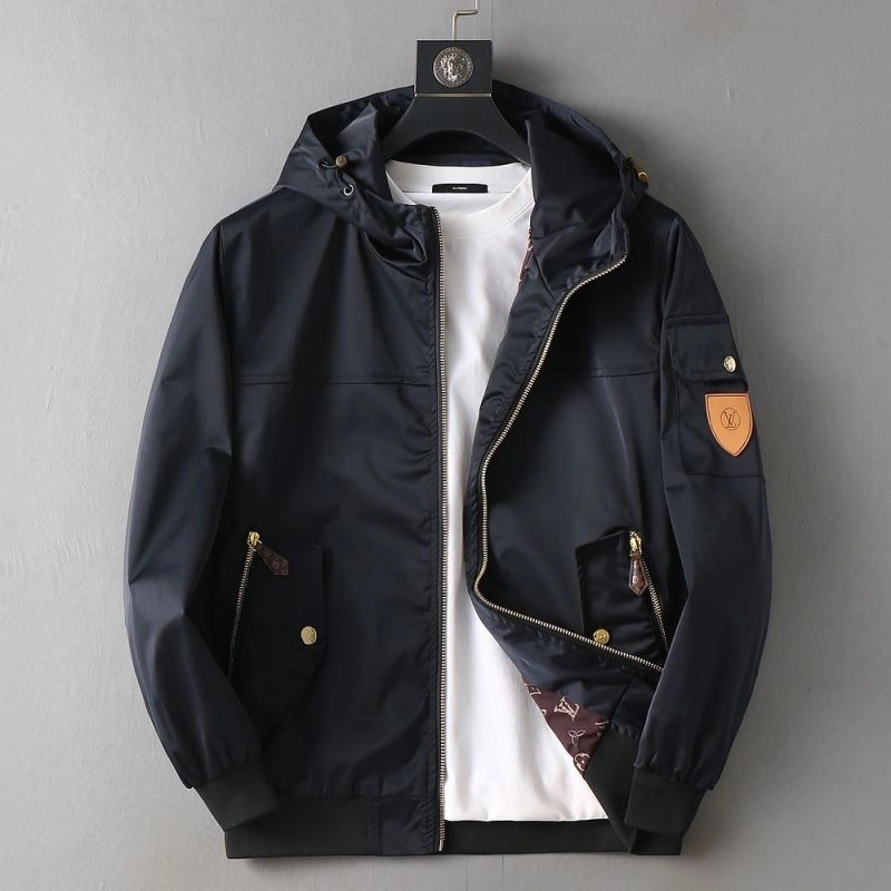 Sporty Louis Vuitton Outwear 136544