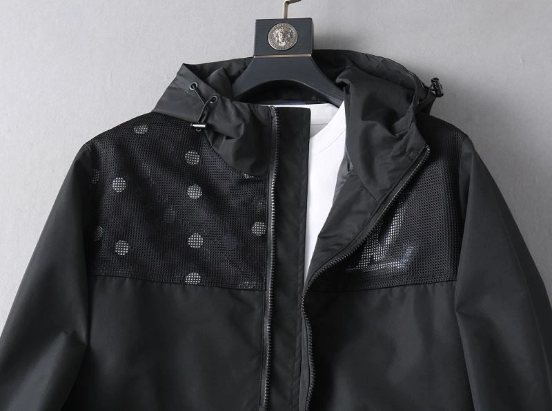Louis Vuitton Outwear Neat 136540