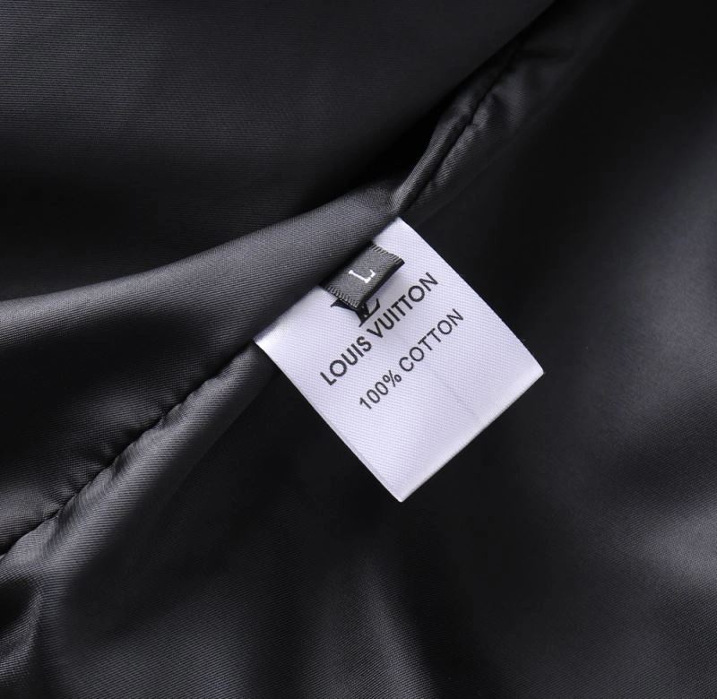 Louis Vuitton Outwear TechFriendly 136541