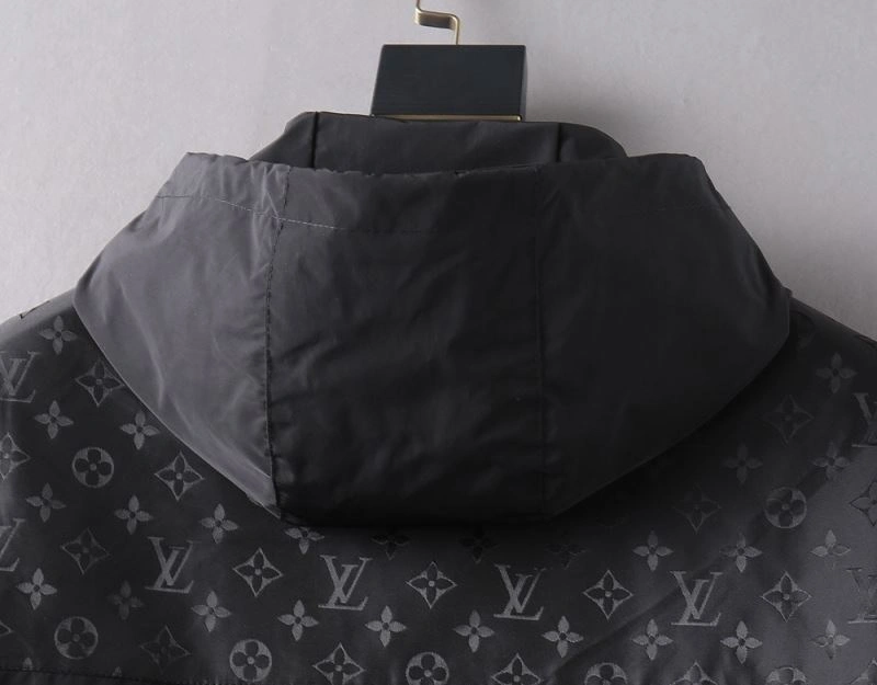 Louis Vuitton Outwear TechFriendly 136541